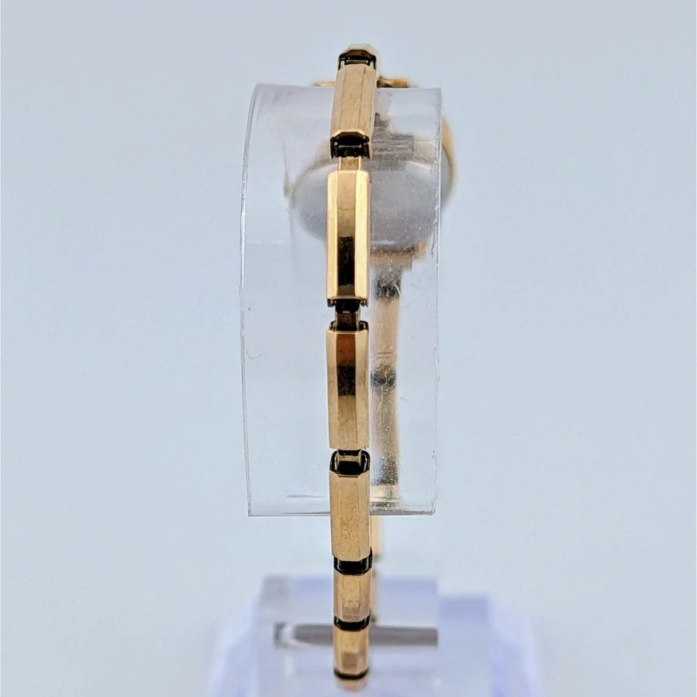 Vintage Pulsar Y590-5100 Gold-Tone Petite Women's Quartz Watch 16mm Expansion